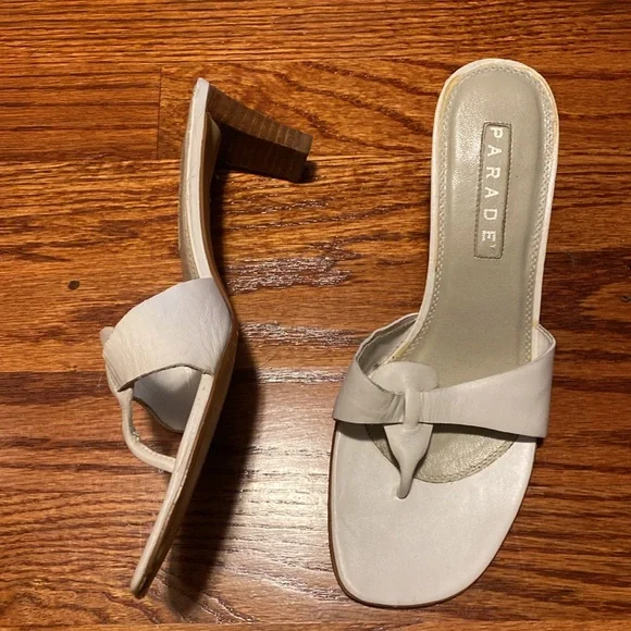 Sandal - Picture 2 of 4